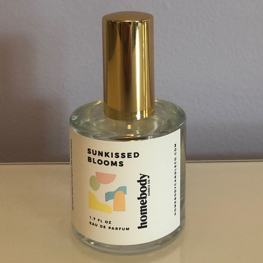 SUNKISSED BLOOMS PERFUME - HOMEBODY CANDLE CO.